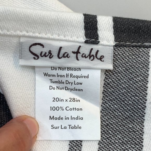 Sur La Table Logo Dish Towel (plus a little country tin house) NWT - Picture 7 of 13